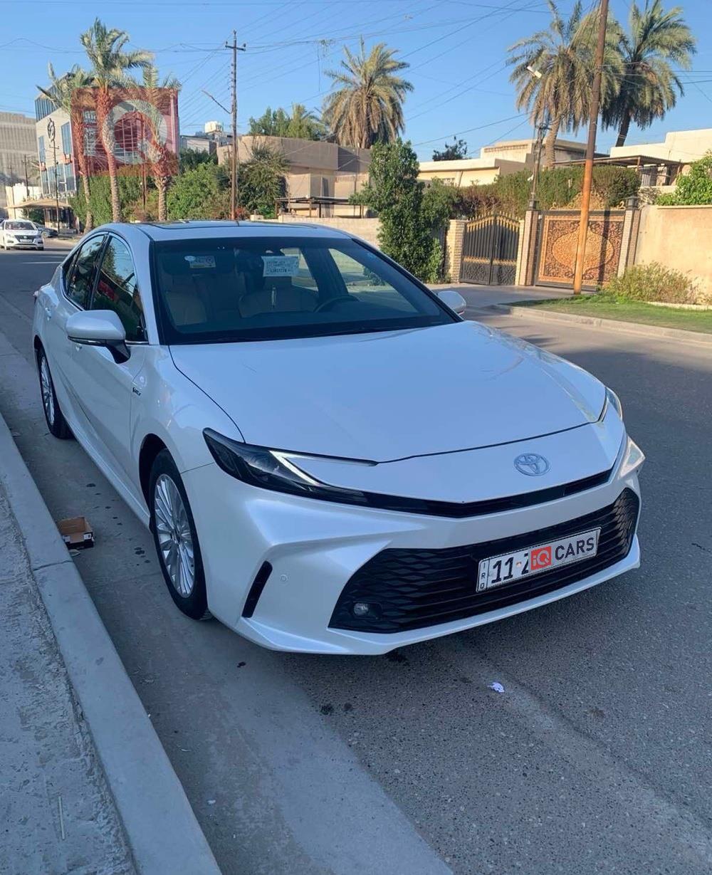 تۆیۆتا کامری